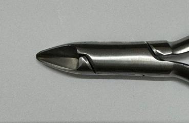 Eckenzange mit abgerundete Spitzen (12 cm)